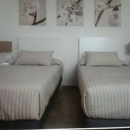 Pension Alemania Аликанте Номер фото